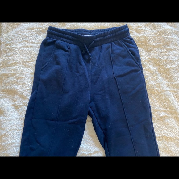 comfy tna sweats! - Picture 1 of 2